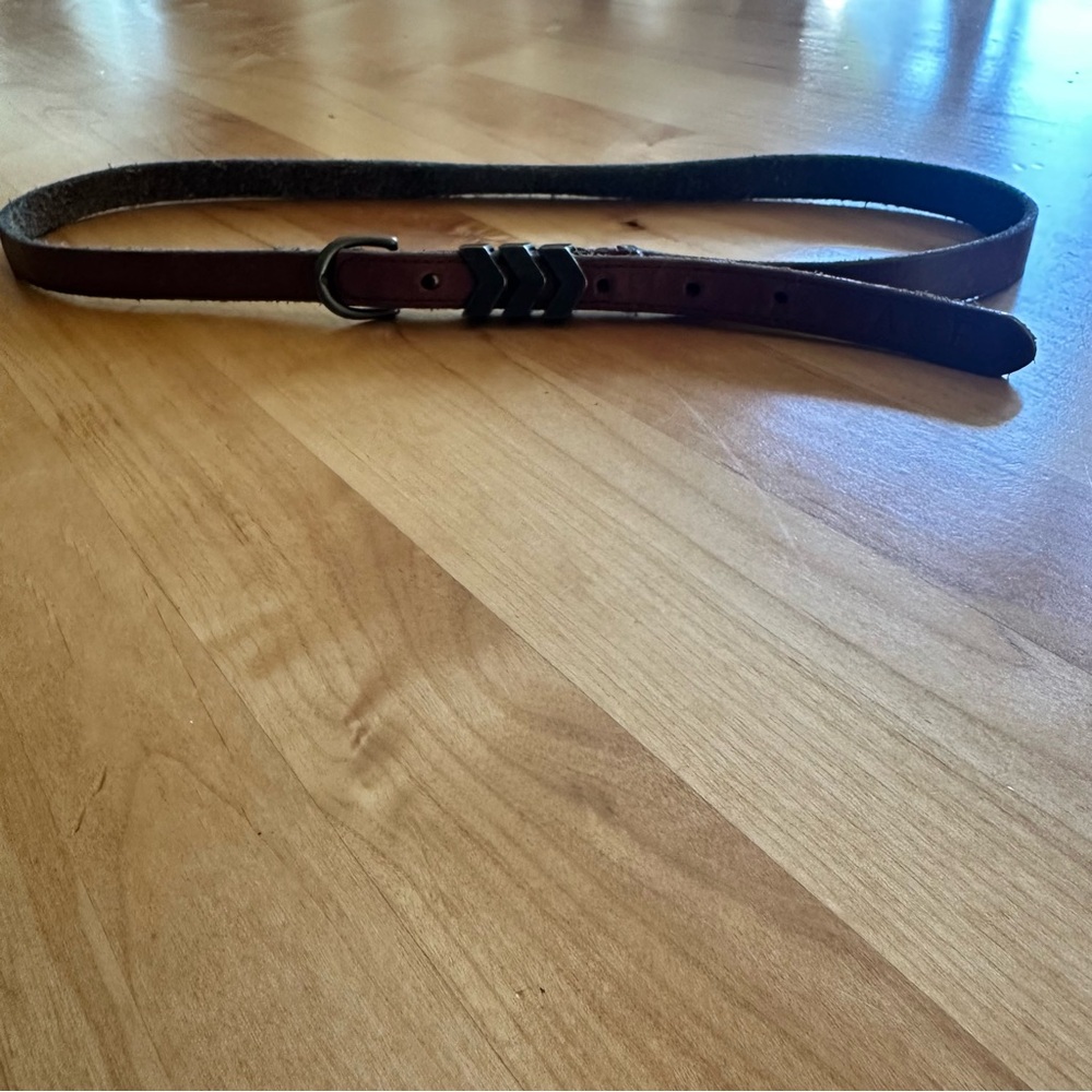 Vintage Abercrombie & Fitch Brown Leather Skinny Chevron Arrow Belt 39"